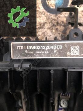 Land Rover Range Rover Emme Manifoldu G4D3-9424-CB çıkma parça