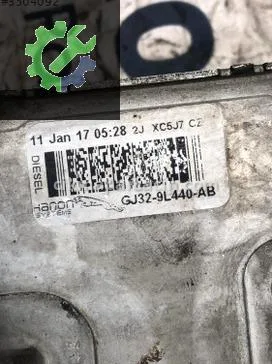 Land Rover Range Rover İntercooler GJ32-9L440-AB çıkma parça