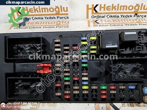 Land Rover Range Rover Sigorta Tablası çıkma parça