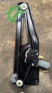 Land Rover Range Rover 2003-2008 Sol Arka Cam Krikosu Çıkma