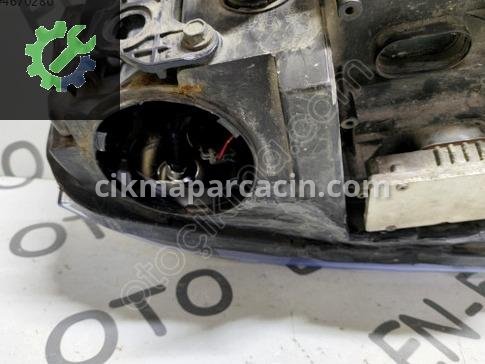 Land Rover Range Rover Sol Ön Far çıkma parça