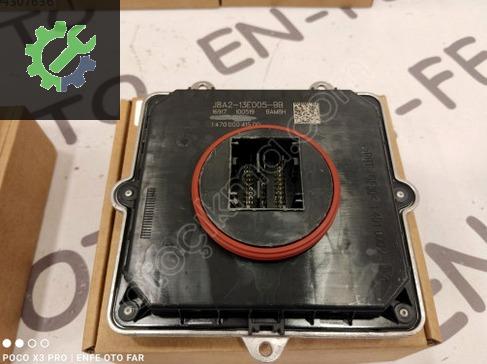 RANGE ROVER VELAR XENON LED FAR BEYNİ J8A2-13E005-BB 1