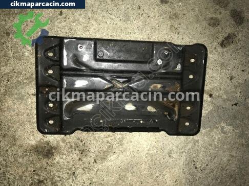Land Rover Range Rover Akü çıkma parça