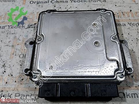 Dacia Sandero 237102213R çıkma parça