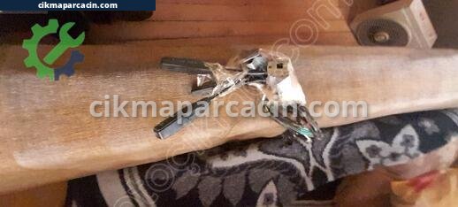 Renault R12 Sinyal çıkma parça