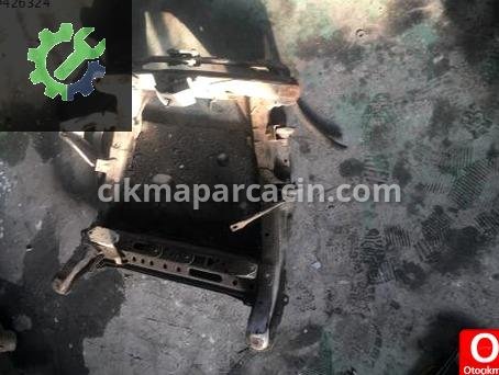 Renault R19 Taşıyıcı çıkma parça
