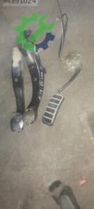 Renault R 19 Orijinal Çıkma Pedal