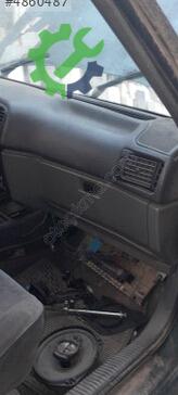 Renault R 19 Göğüslük çıkma parça