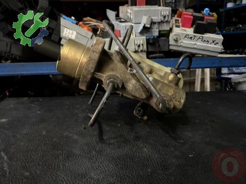 Renault R19 Fren Ana Merkezi çıkma parça
