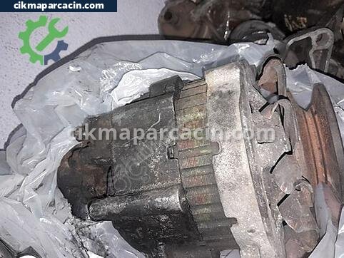 Renault R21 Şarj Dinamosu çıkma parça