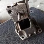 Renault 21 concorde motor bağlantı ayağı ve takozu çıkma orj