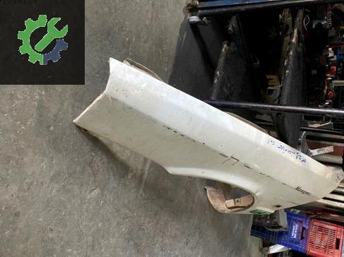 Renault R21 Çamurluk çıkma parça