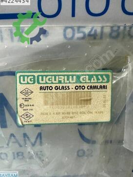 Mazda 5 Sol Ön Kapı Camı çıkma parça