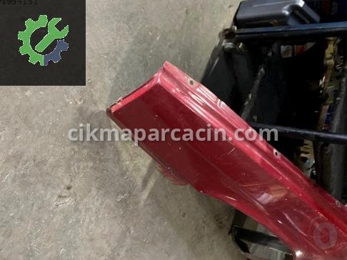 Renault R9 Çamurluk çıkma parça