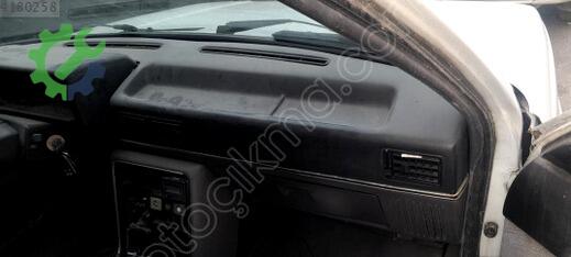 Renault R 9 Torpido çıkma parça