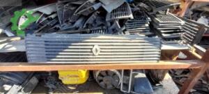 Renault R 9 Çıkma Panjur