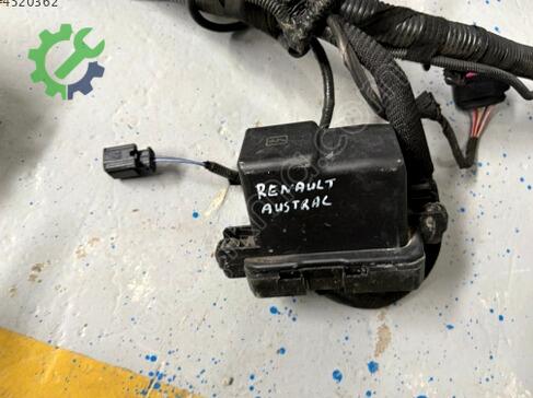 Renault Austral Göğüs 403889978R çıkma parça