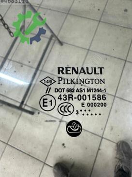 Renault Captur Ön Cam çıkma parça