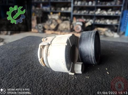 Renault Clio Motor Braketi 117501083R çıkma parça