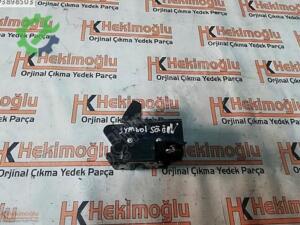 RENAULT CLİO 2 SYMBOL KAPI KİLİDİ SAĞ ÖN 825024490R