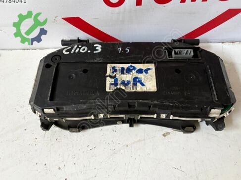 Renault Clio Gösterge Saati çıkma parça