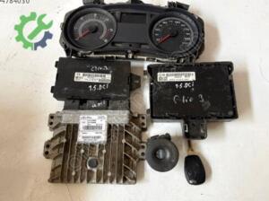 Renault Clio Beyin 237101989R Sökme Çıkma