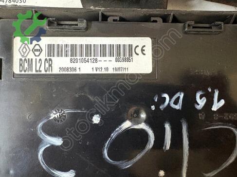 Renault Clio Beyin 237101989R çıkma parça