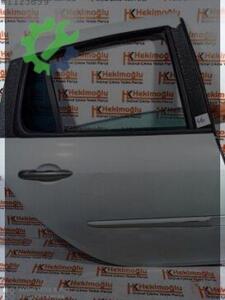 RENAULT CLİO 3 GRANDTOUR SAĞ ARKA KAPI BEYAZ HATASIZ BOYASIZ