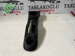 Renault Clio Orta Konsol Sökme Çıkma