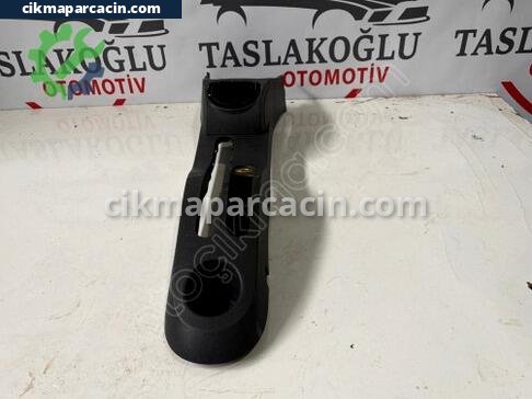 Renault Clio Orta Konsol çıkma parça