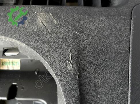 Renault Clio Torpido çıkma parça