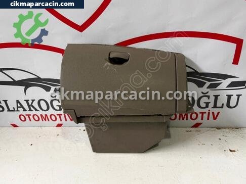 Renault Clio Torpido çıkma parça