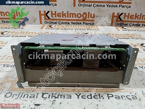 Renault Clio Multimedya Beyni çıkma parça