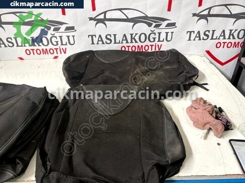 Renault Clio Arka Koltuk çıkma parça