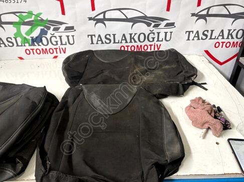 Renault Clio Arka Koltuk çıkma parça