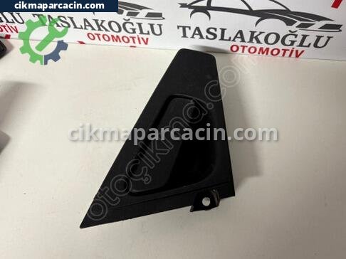 Renault Clio Sağ Arka Kapı çıkma parça