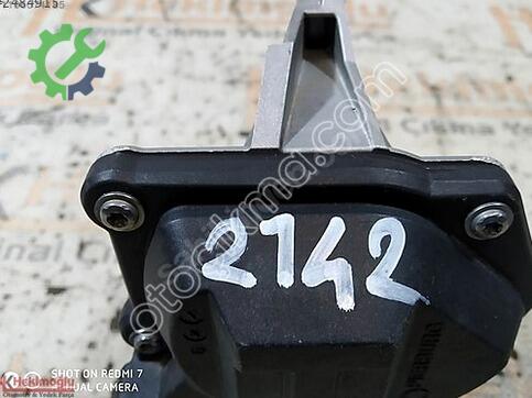 Renault Clio 147B08010R çıkma parça