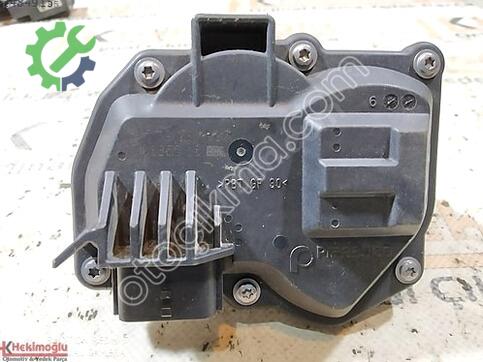 Renault Clio 147B08010R çıkma parça