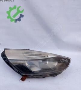 Renault Clio 2014-2024 Çıkma Far Sağ
