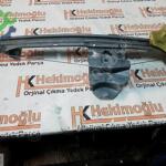 RENAULT CLİO 4 SAĞ ÖN CAM KRİKOSU 807205569R