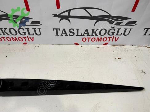 Renault Clio Kapı Çıtası 808777693R çıkma parça