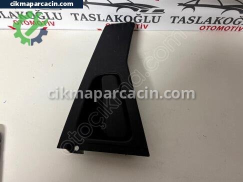 Renault Clio Sağ Arka Kapı çıkma parça