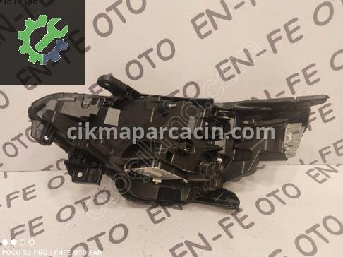 Renault Clio Sağ Ön Far çıkma parça