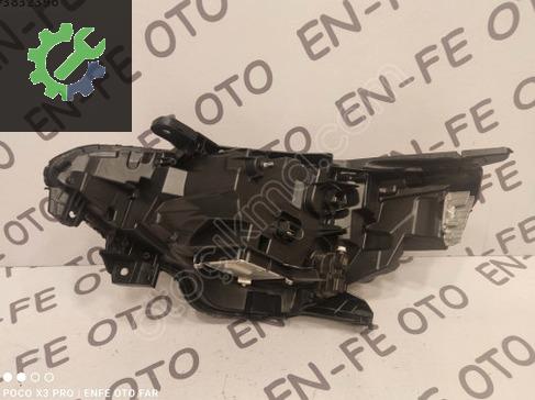 RENAULT CLİO 5 V İCON SAĞ FAR ORJİNAL HATASIZ ^