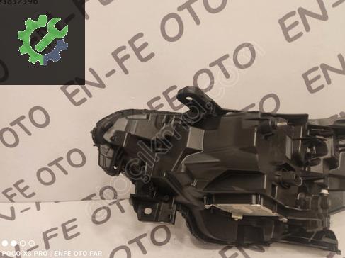 RENAULT CLİO 5 V İCON SAĞ FAR ORJİNAL HATASIZ ^