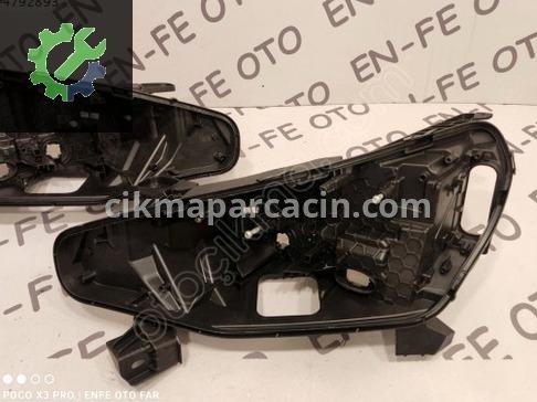 Renault Clio Far Kasası 202320242025 çıkma parça