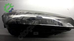 Renault Clio 2024 Çıkma Sağ Far