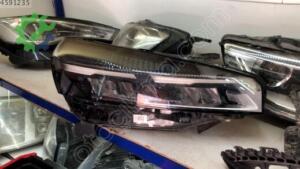 Renault Clio 2023 Çıkma Sağ Far
