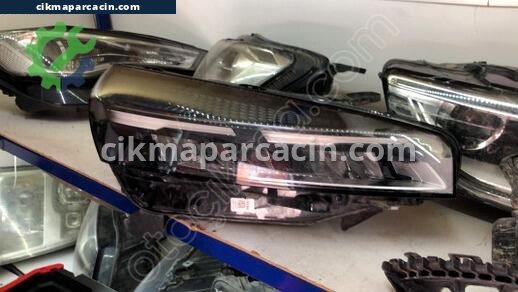 Renault Clio Far çıkma parça