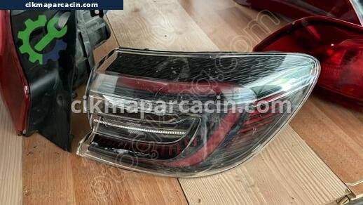 Renault R5 Sağ Stop çıkma parça